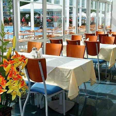 Hotel Korona Słoneczny Brzeg Zewnętrze zdjęcie